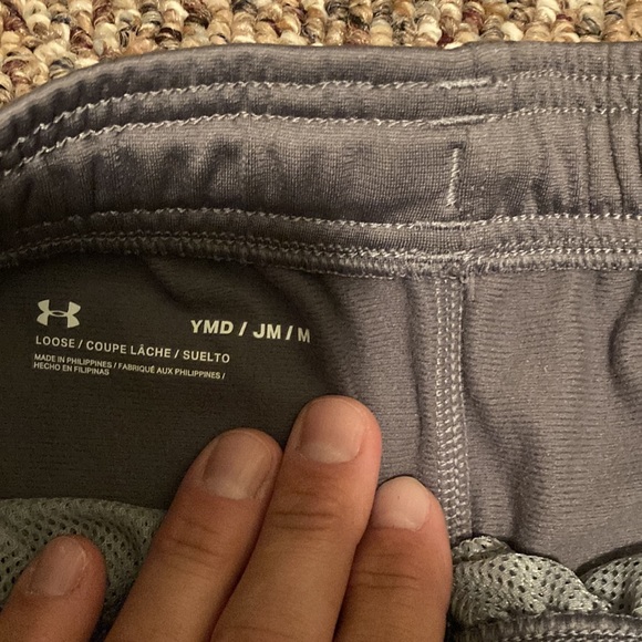 Never worn kids joggers - Picture 3 of 4